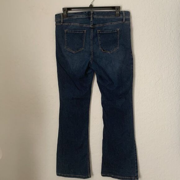 Torrid Luxe Slim Boot Flare Denim Jeans Size 16 - Picture 2 of 10